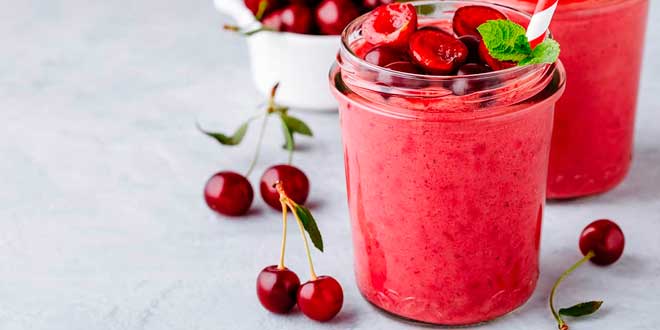 Smoothie de Cereja e Queijo Fresco Smoothie de Cereja e Queijo Fresco