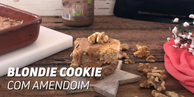Blondie Cookie com Amendoim