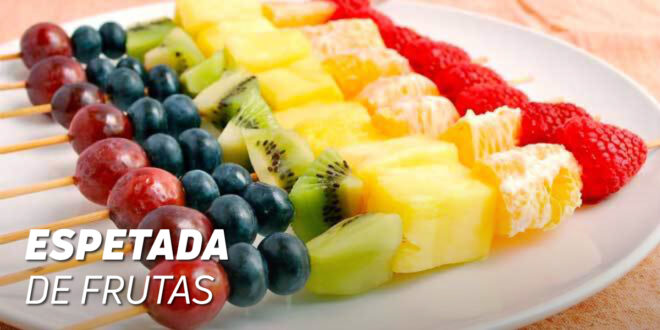 Espetadas de Frutas Espetadas de Frutas