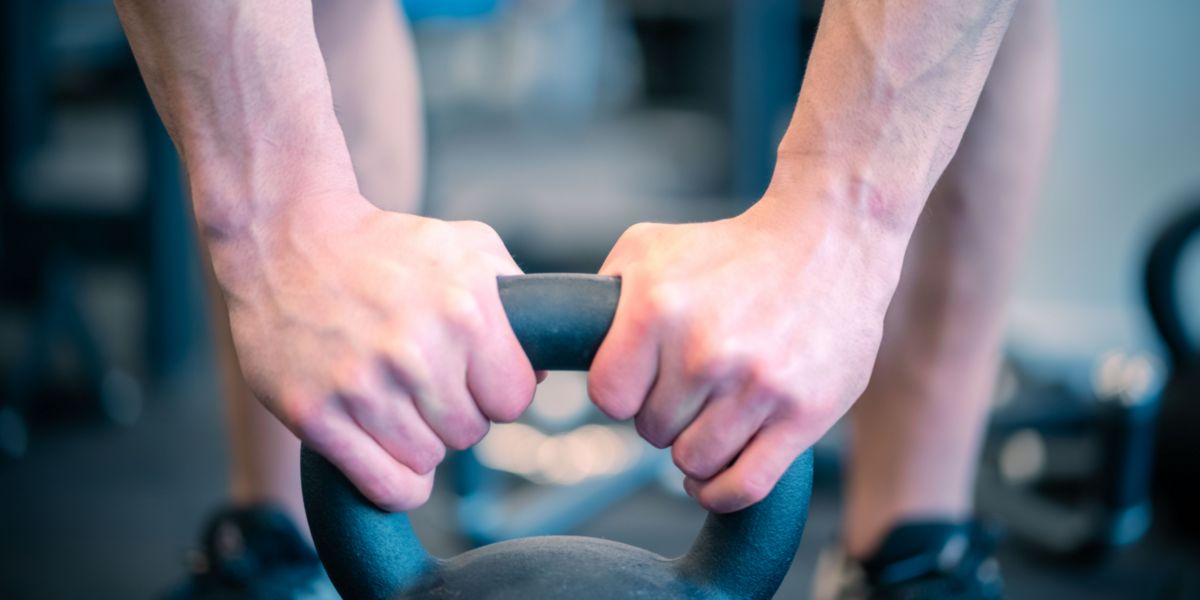 Treino Funcional com Pesos Russos