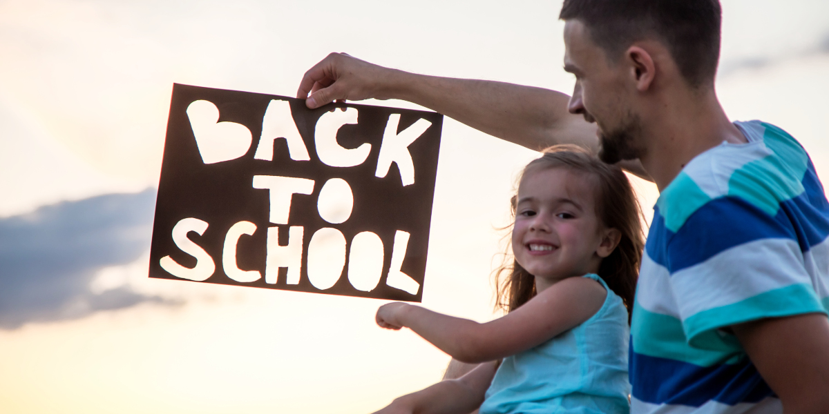 Regressa à escola após as férias Regressa à escola após as férias