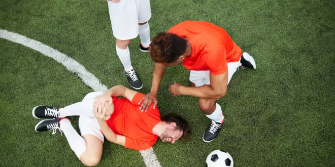 Lesão do LCA no Futebol: Guia Completo de Recuperação e Nutrição