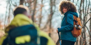 Perder peso caminhando pela montanha