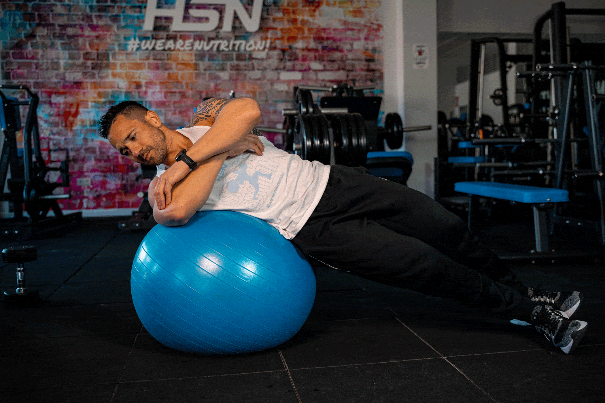 Bola Pilates Side Crunch Bola Pilates Side Crunch
