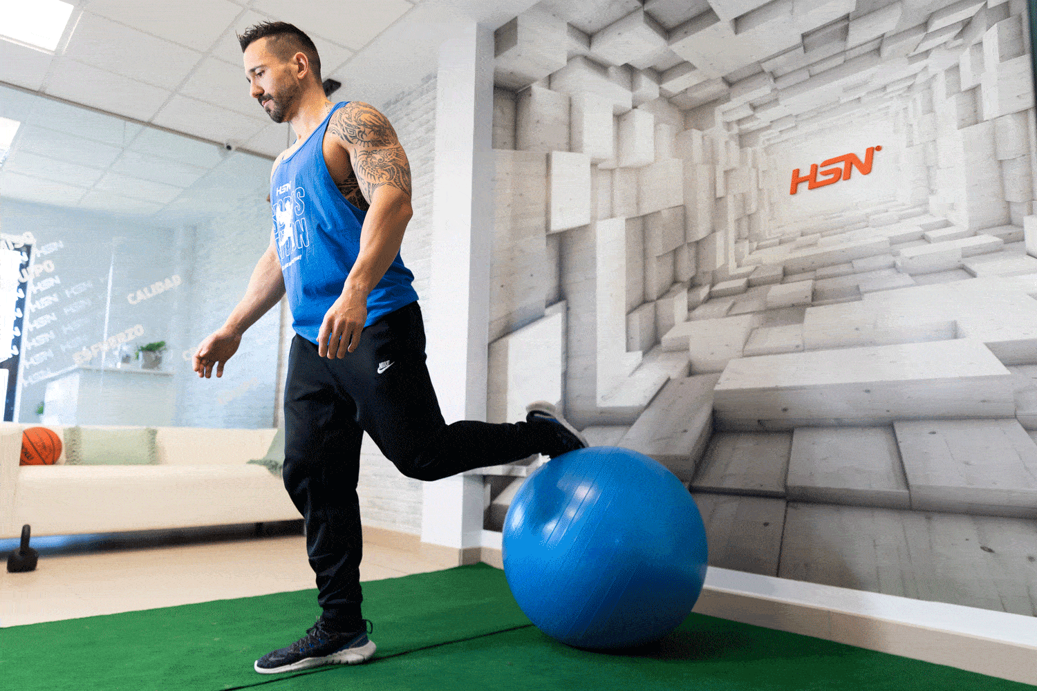 Ball Split Squat Ball Split Squat