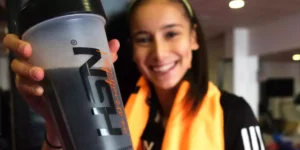 É melhor tomar Creatina ou BCAA?