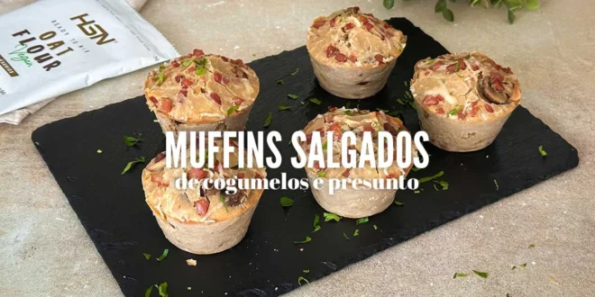 Muffins salgados de cogumelos e presunto ricos em proteína