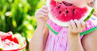 Manter-se hidratado com frutas e legumes ricos em água